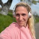 Claudia Armbruster